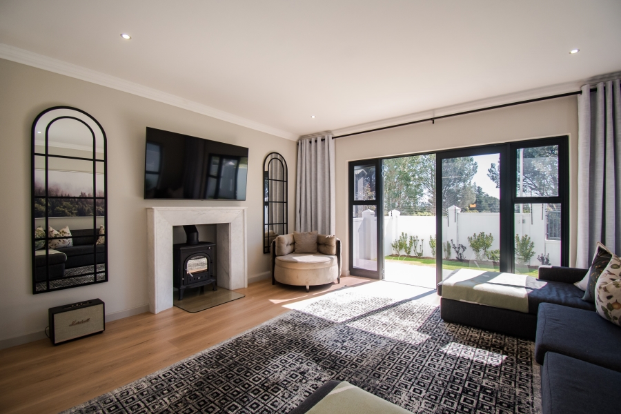 3 Bedroom Property for Sale in Helderberg Village Western Cape